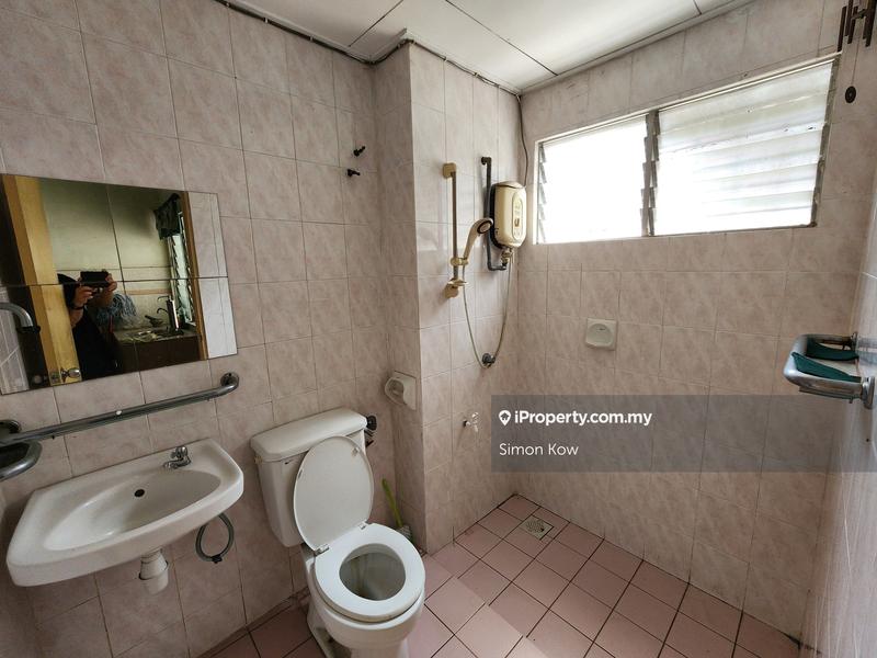 Rumah Berangkai 2 Tingkat untuk Dijual di Bukit Rimau, Shah Alam oleh Simon Kow - iProperty.com.my