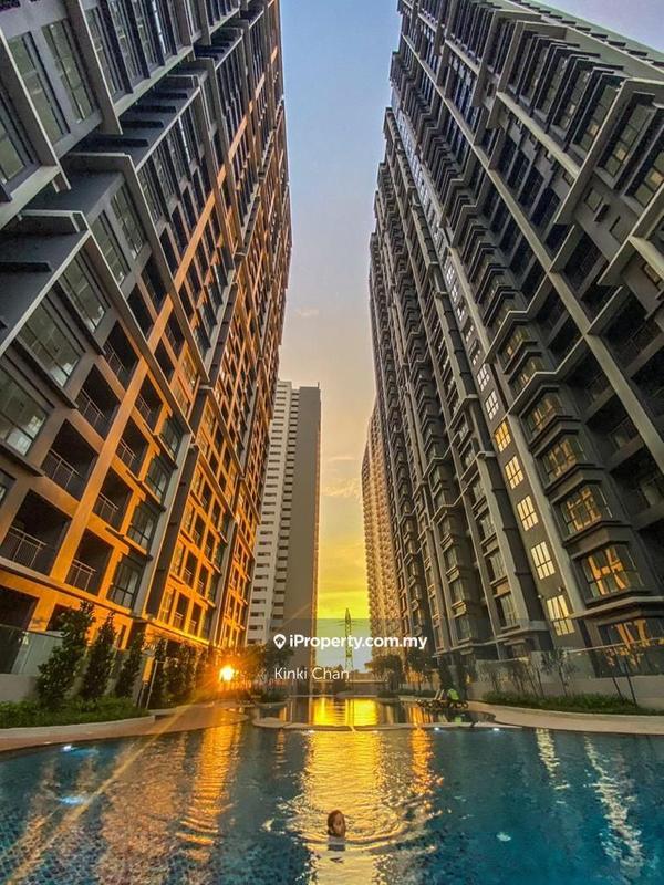 For Sale - The Holmes 2