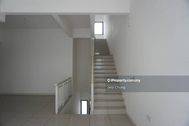Townhouse for Sale in 16 Sierra, Puchong by Jess Chong - iProperty.com.my