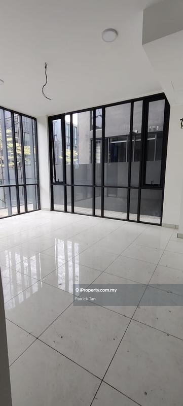 3.5-storey Terraced House for Sale in Empire Residence, Petaling Jaya by Patrick Tan - iProperty.com.my