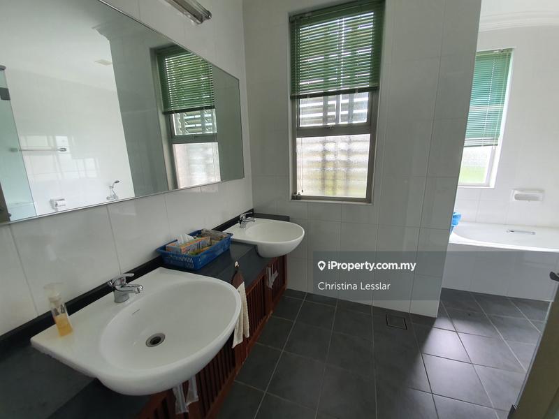 Rumah Teres 2.5-Tingkat untuk Dijual di USJ Heights, Subang Jaya oleh Christina Lesslar - iProperty.com.my