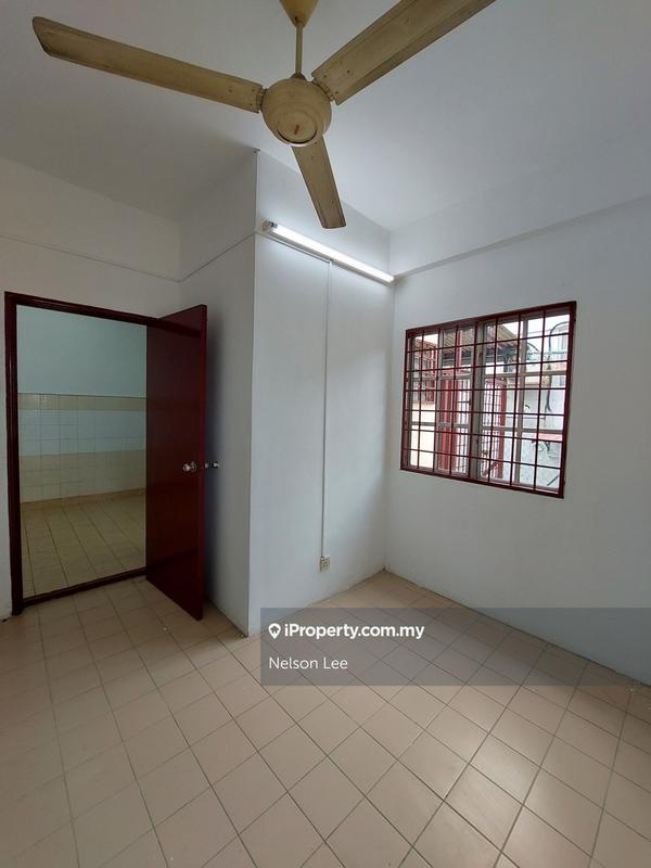2-storey Terraced House for Sale in Taman Putra Budiman, Balakong by Nelson Lee - iProperty.com.my