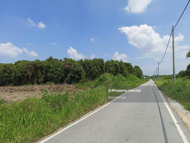 Agricultural Land untuk Dijual di Kampung Salak Tinggi, Sepang oleh Aziz Ahmad - iProperty.com.my