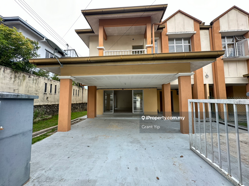 Rumah Berkembar untuk Dijual di Taman Puncak Jalil, Seri Kembangan oleh Grant Yip - iProperty.com.my