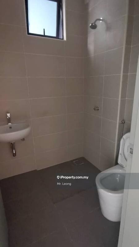 Service Residence for Sale in B11 Parkland Residence by Mr. Leong - iProperty.com.my