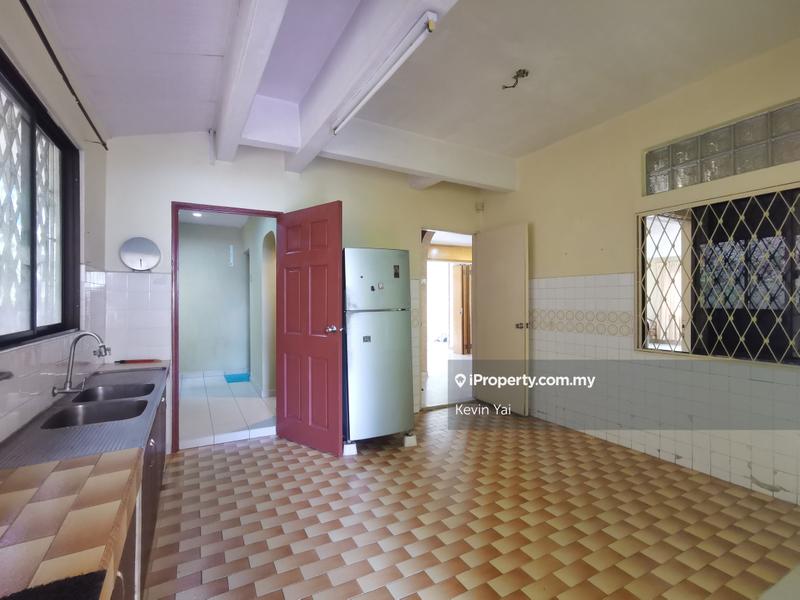 Bungalow House for Sale in Taman Seputeh, Seputeh by Kevin Yai - iProperty.com.my