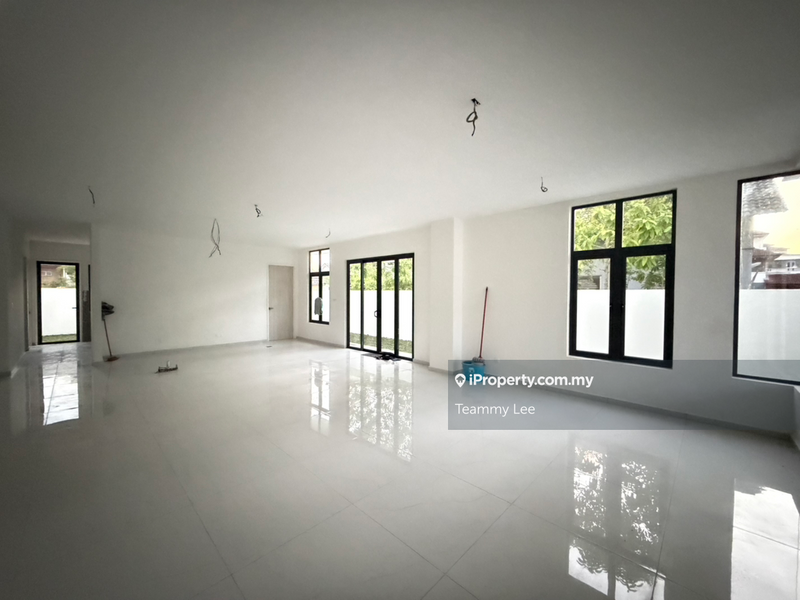 Rumah Berkembar untuk Dijual di Taman Ikhlas, Bandar Sungai Long oleh Teammy Lee - iProperty.com.my