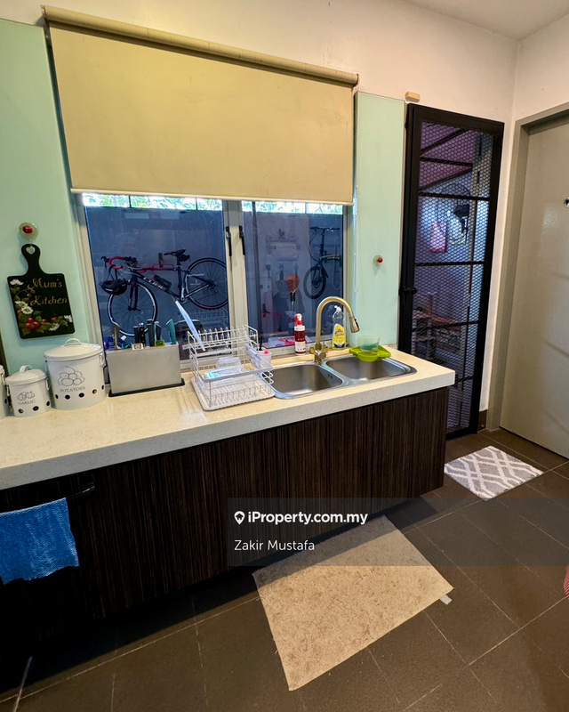Rumah Berkembar untuk Dijual di Seksyen 13, Shah Alam oleh Zakir Mustafa - Wet kitchen - iProperty.com.my