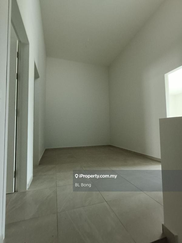 2-storey Terraced House for Sale in Taman Molek Residence, Ayer Molek by BL Bong - iProperty.com.my