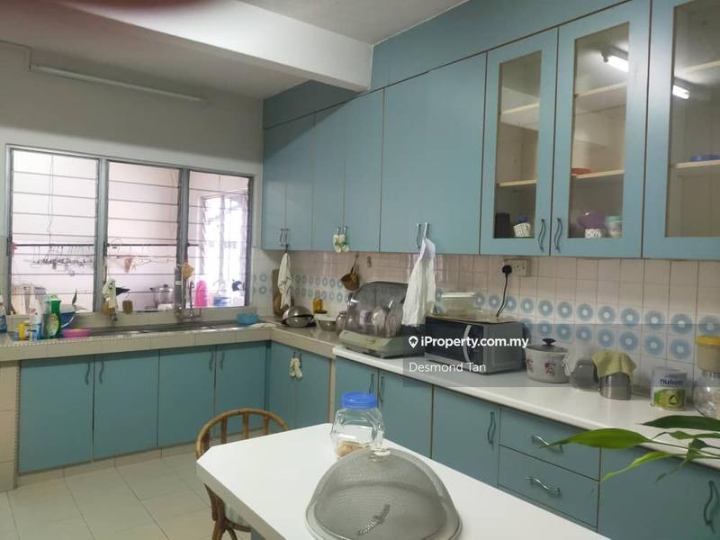 Semi-Detached House for Sale in Damansara Jaya, Petaling Jaya by Desmond Tan - iProperty.com.my