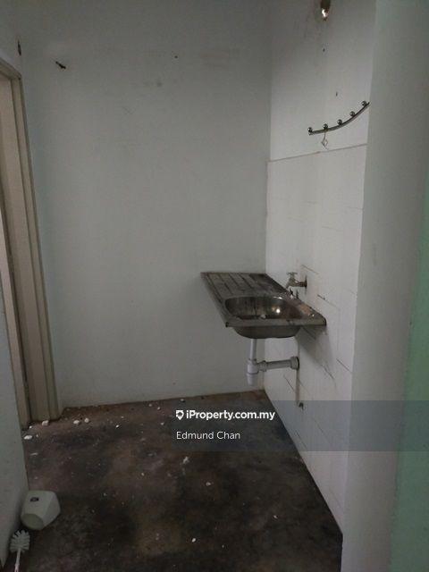 Kedai untuk Disewa di Saujana Puchong, Puchong oleh Edmund Chan - iProperty.com.my