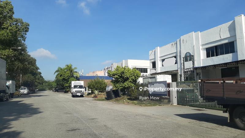 Kilang Berkembar untuk Disewa di Taman Industri Puchong, Puchong oleh Ryan Mew - iProperty.com.my