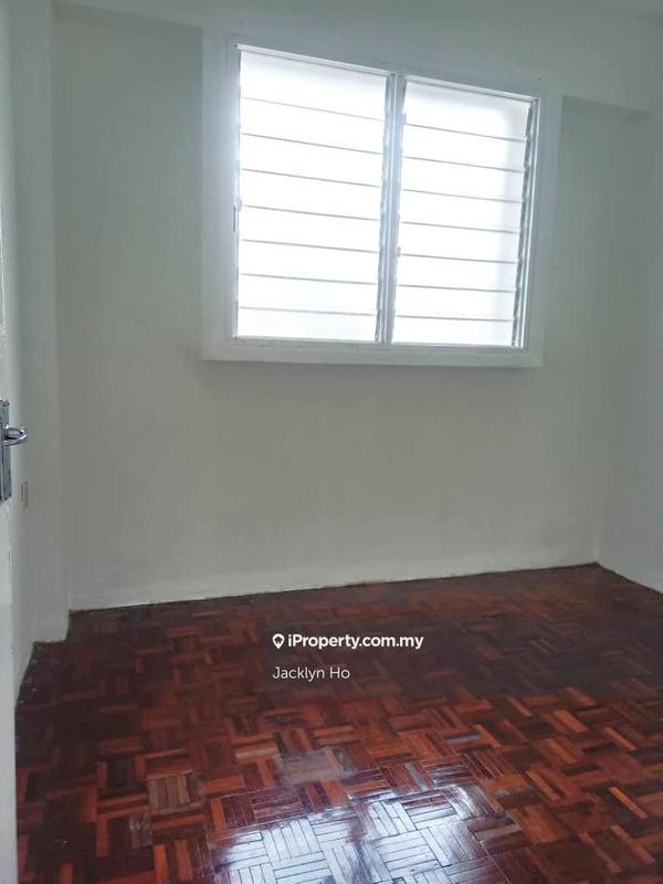Pangsapuri untuk Dijual di Desa Rahmat (Graceland Villa) oleh Jacklyn Ho - iProperty.com.my