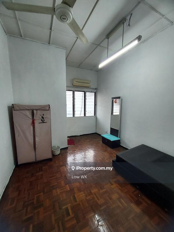 Rumah Teres 2-Tingkat untuk Dijual di Taman Overseas Union (Taman Oug), Jalan Klang Lama (Old Klang Road) oleh Low WK - iProperty.com.my