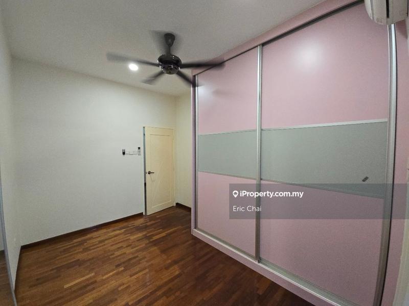 Rumah Berangkai 2 Tingkat untuk Dijual di Kampung Pulau Meranti, Puchong oleh Eric Chai - iProperty.com.my