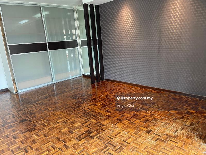 Townhouse for Sale in Sunway Damansara, Kota Damansara by Angie Chai - iProperty.com.my