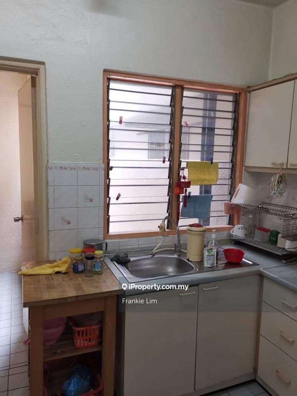 Pangsapuri untuk Dijual di Sri Damansara Court oleh Frankie Lim - iProperty.com.my