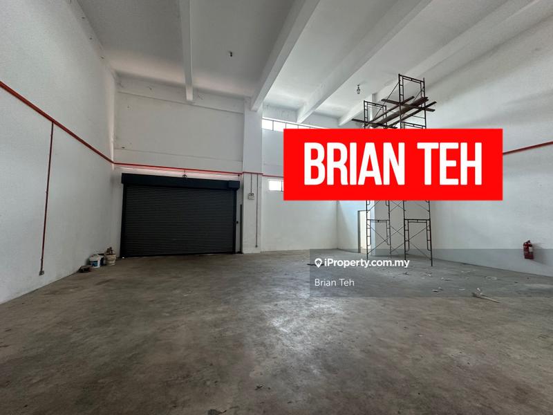 For Rent - 1.5 Storey Semi D Light Industrial Factory Rent at Permatang Tinggi