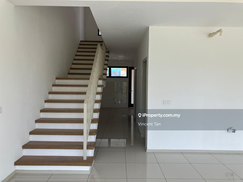 2-storey Terraced House for Sale in ELMINA ILHAM Residence East Garden West Valley, Shah Alam by Vincent Tan - iProperty.com.my