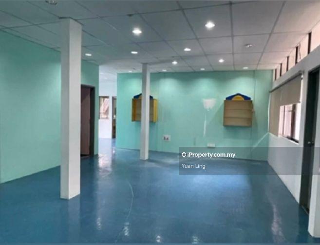 Bungalow House for Sale in Taman Salak Selatan, Salak South by Yuan Ling - iProperty.com.my