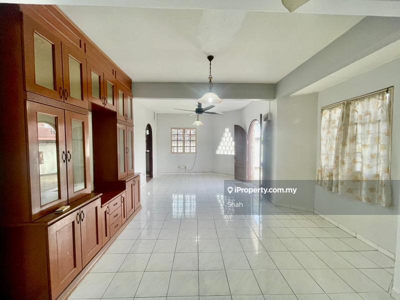 Rumah Teres 2-Tingkat untuk Dijual di SS19, Subang Jaya oleh Shah - iProperty.com.my