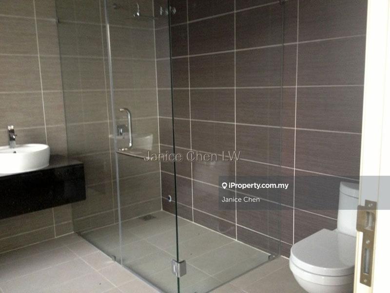 Rumah Berkembar untuk Dijual di Palmiera @ Kinrara Residence, Taman Damai Utama, Puchong oleh Janice Chen - iProperty.com.my