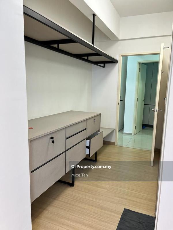 Kediaman Servis untuk Dijual di Gravit8, Klang oleh Mice Tan - iProperty.com.my