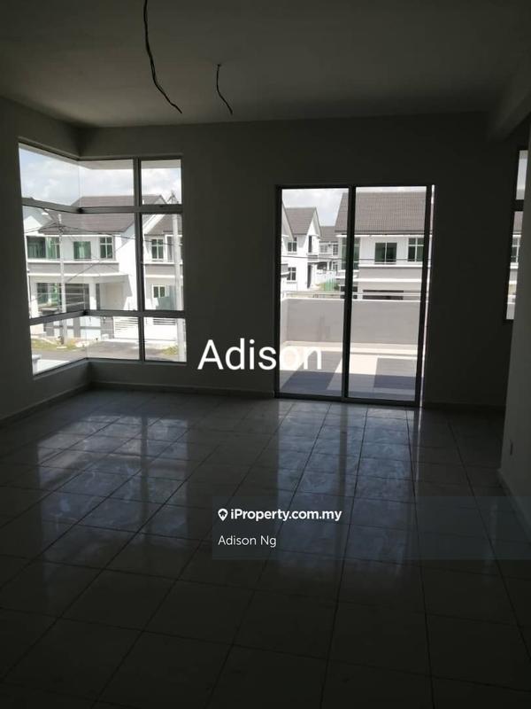 Rumah Berkembar untuk Dijual di Taman Sutera Wangi, Batu Berendam oleh Adison Ng - iProperty.com.my