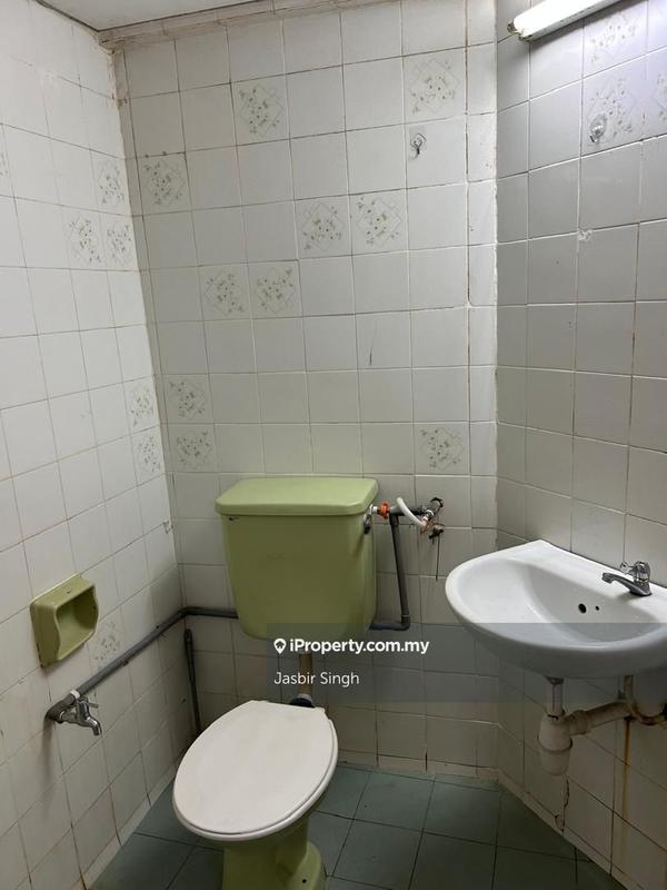 Condominium for Sale in Palm Court Condominium by Jasbir Singh - iProperty.com.my