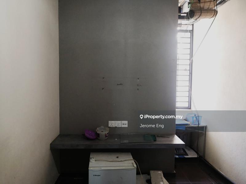 3-storey Terraced House for Sale in Southbay Residence, Batu Maung by Jerome Eng - iProperty.com.my