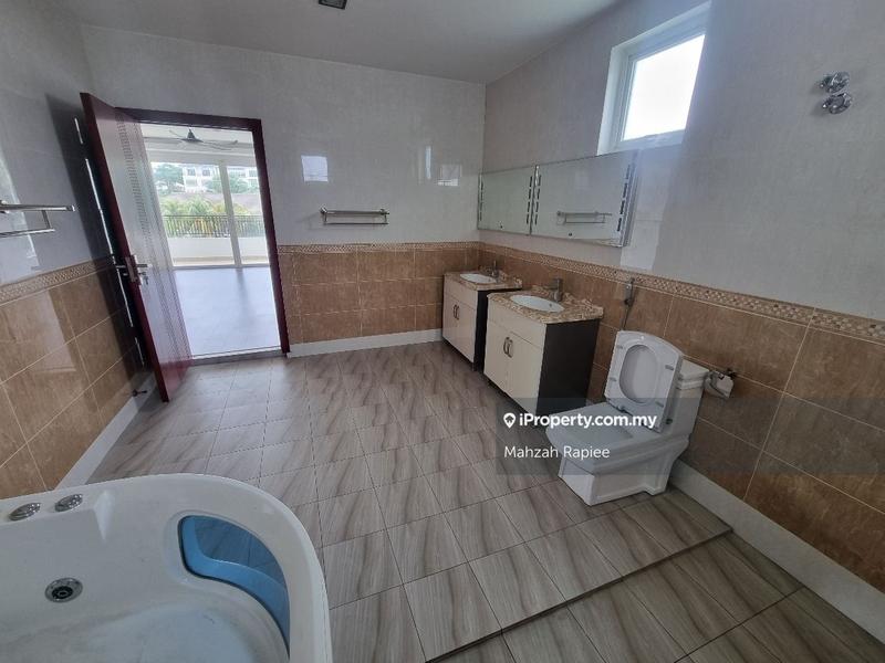 Bungalow House for Sale in Country Heights, Kajang by Mahzah Rapiee - iProperty.com.my