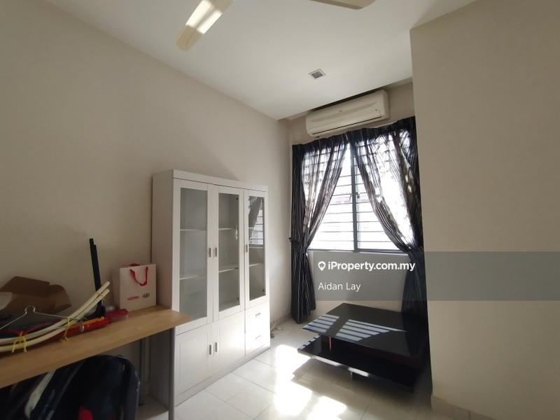 2-storey Terraced House for Sale in Taman Universiti Indah, Seri Kembangan by Aidan Lay - iProperty.com.my