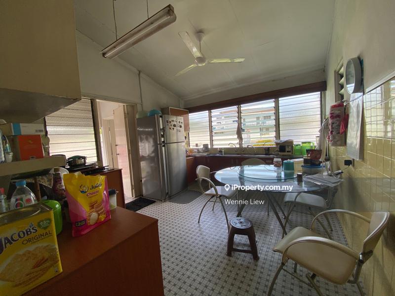 Bungalow House for Sale in Bukit Gasing, Petaling Jaya by Wennie Liew - iProperty.com.my