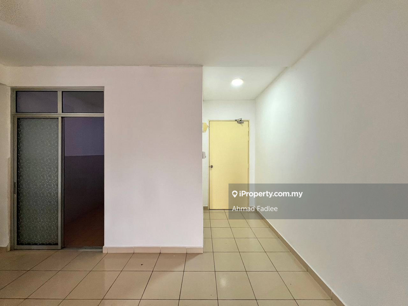 Condominium for Sale in Pearl Avenue by Ahmad Fadlee - iProperty.com.my