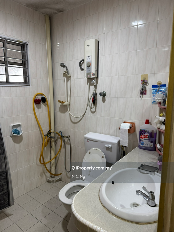 Rumah Berangkai 2 Tingkat untuk Dijual di Taman Berkeley, Klang oleh N C Ng - iProperty.com.my