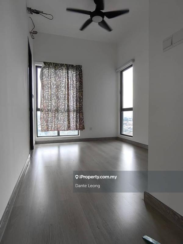 For Sale - The Holmes 2