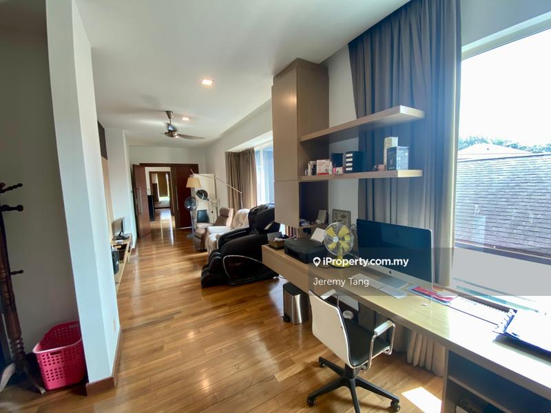 Bungalow House for Sale in Saujana Golf and Country Club, Saujana by Jeremy Tang - iProperty.com.my