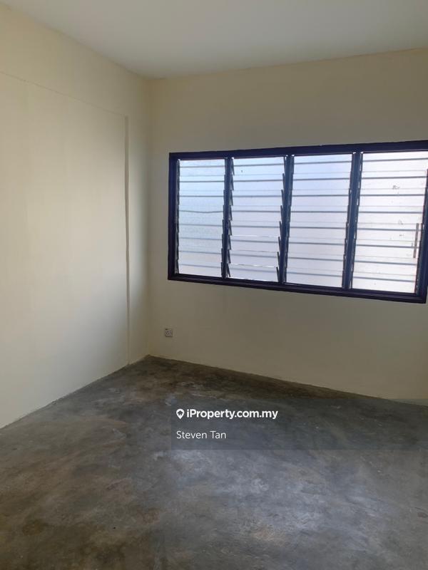 Flat for Sale in Sri Cempaka by Steven Tan - iProperty.com.my