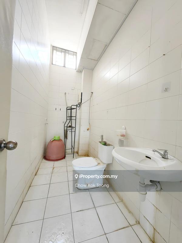 Rumah Teres 2.5-Tingkat untuk Dijual di Taman Tasik Prima, Puchong oleh Chow Kok Toong - iProperty.com.my