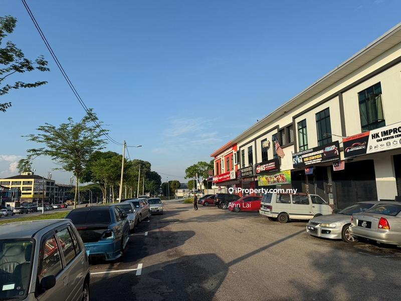 For Sale - Taman Industri Jaya ( ROI 4.2% / Facing Main Road ) 2-Storey Shop