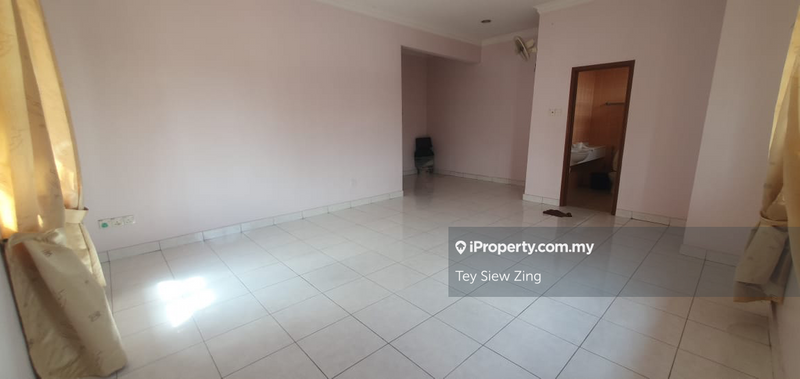 Semi-Detached House for Sale in Taman Bukit Serdang, Seri Kembangan by Tey Siew Zing - iProperty.com.my
