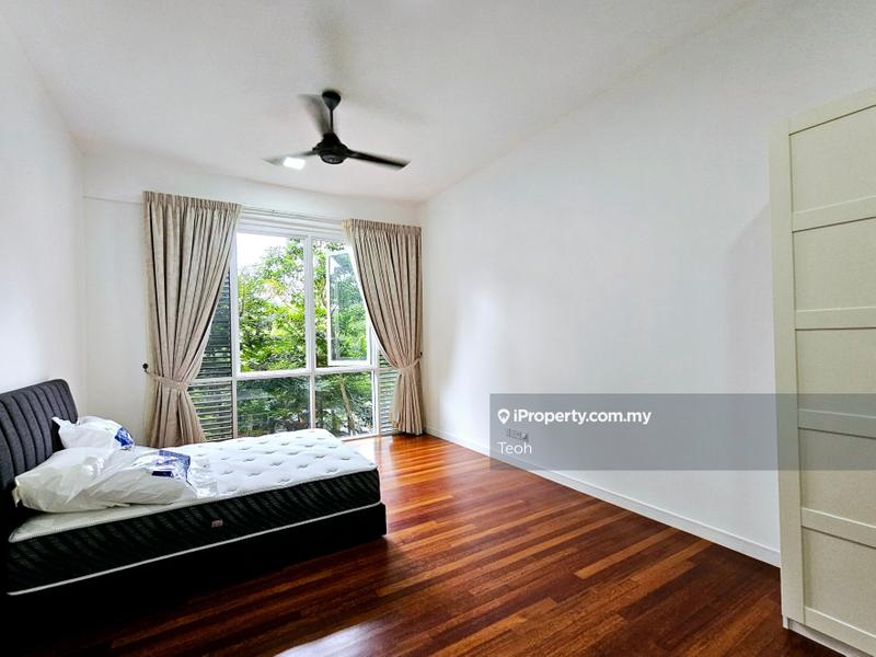 For Sale - Pavilion Hilltop