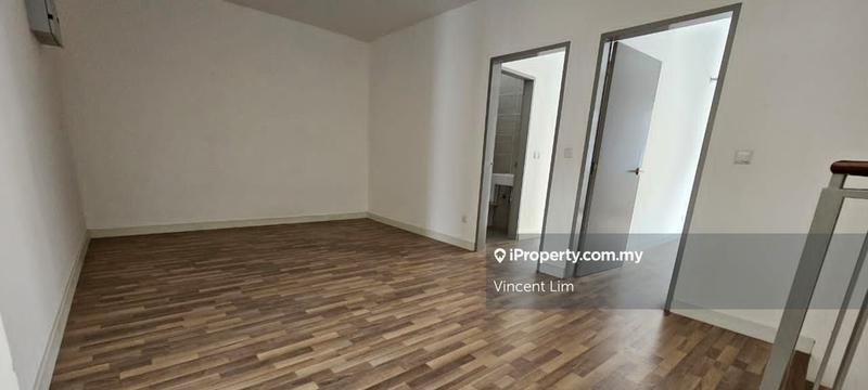 3-storey Terraced House for Sale in Lakefield Residence, Kajang by Vincent Lim - iProperty.com.my
