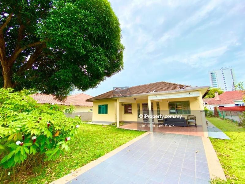 Bungalow House for Rent in Tanjung Bungah, Penang by Jennifer Lee Knox - iProperty.com.my