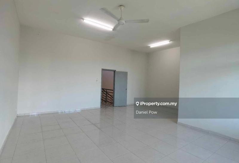 Rumah Berangkai 2 Tingkat untuk Disewa di Taman Desa Cheng Perdana 1, Cheng oleh Daniel Pow - iProperty.com.my