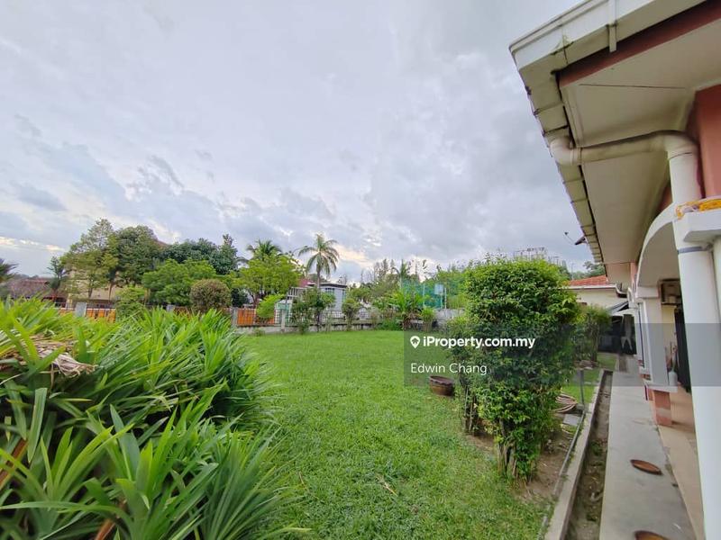 Rumah Berkembar untuk Dijual di Bandar Kinrara Seksyen 6, Bandar Kinrara oleh Edwin Chang - iProperty.com.my