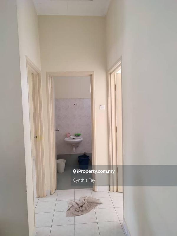 Rumah Berkembar untuk Dijual di Green Street Homes, Seremban 2 oleh Cynthia Tay - iProperty.com.my