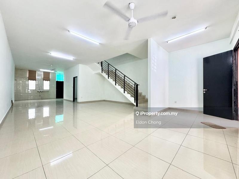 Rumah Berangkai 3 Tingkat untuk Dijual di Taman Bangi Avenue, Bangi oleh Eldon Chong - iProperty.com.my
