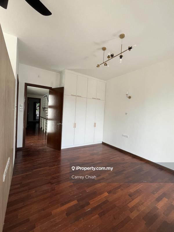 Rumah Berangkai 2.5 Tingkat untuk Dijual di Lake Edge, Puchong oleh Carrey Chiah - iProperty.com.my