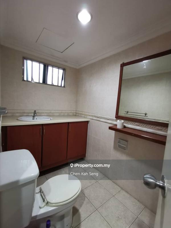 Pejabat untuk Dijual di KLCC, KL City Centre oleh Chen Kah Seng - iProperty.com.my